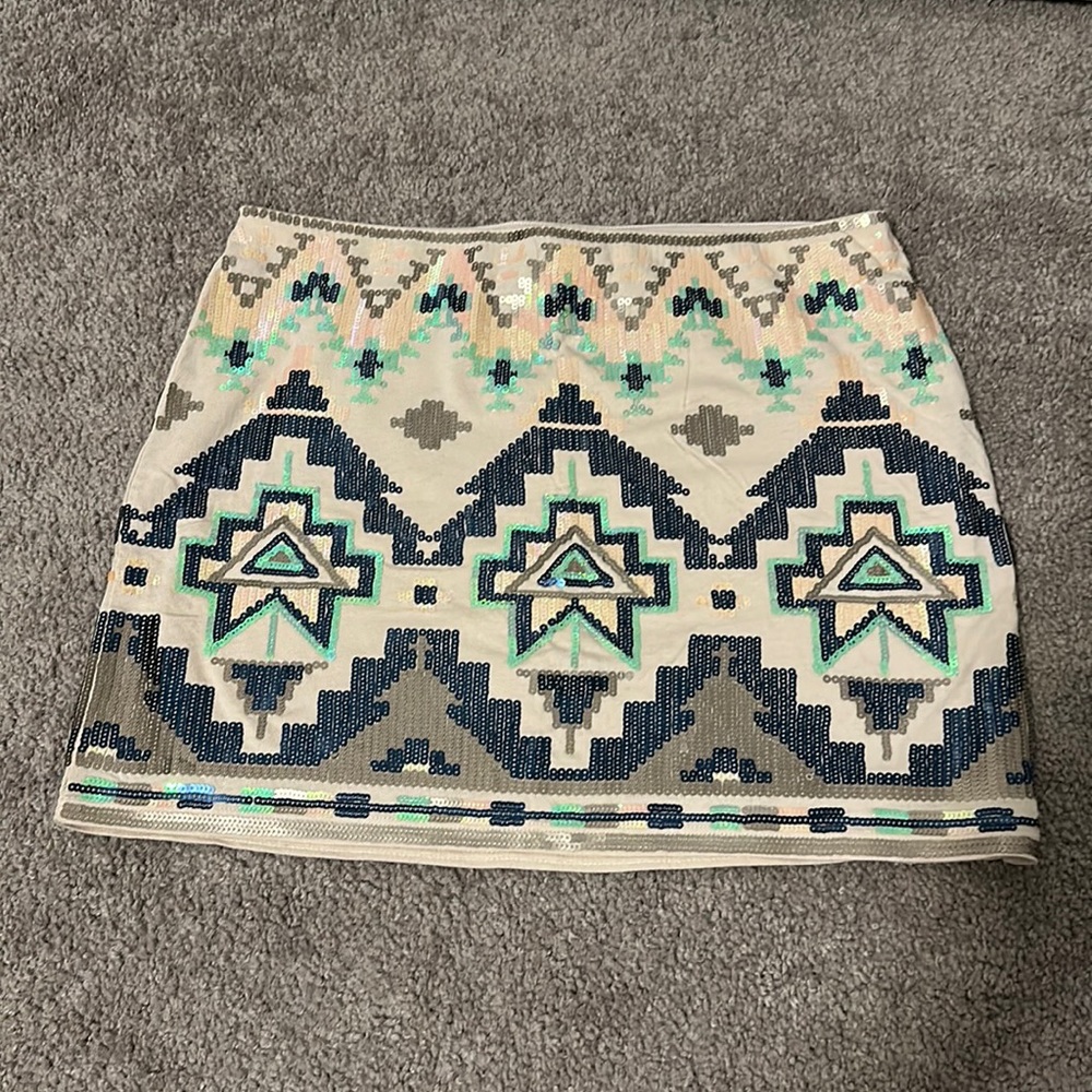 Express mini skirt